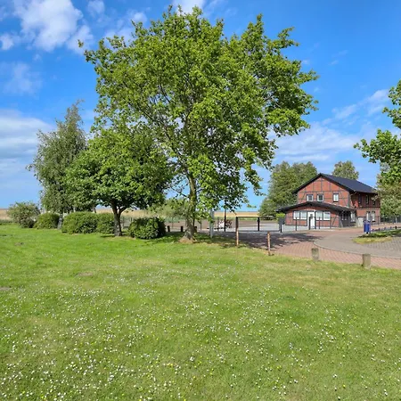 Ferienwohnung Fuhlendorf * Fuhlendorf (Mecklenburg-Vorpommern)
